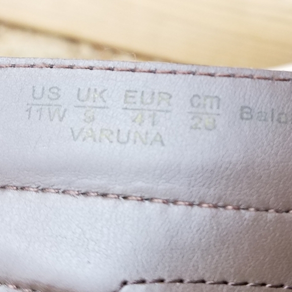 NWOB Naturalizer Varuna 11w Brown Leather Ankle Boots Heeled Lug Sole Lace Up - Picture 11 of 13